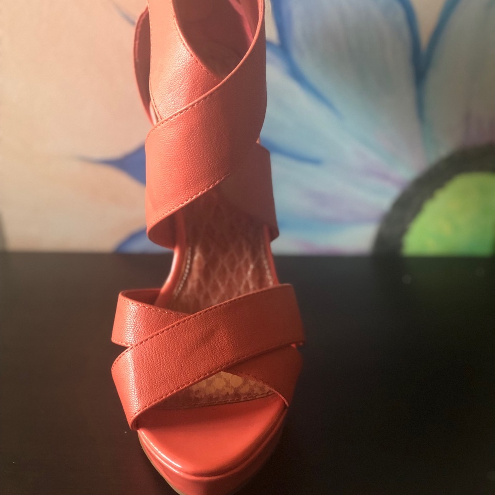Salmon pink, criss coss strap high heel